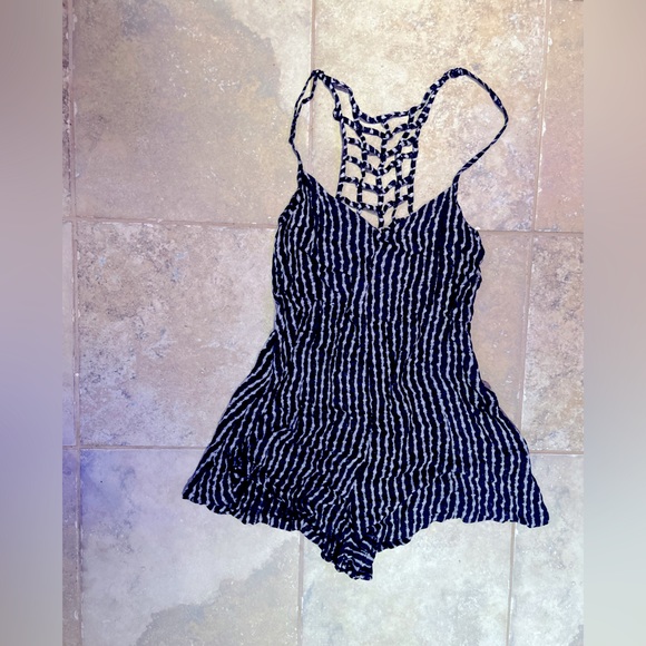 Loose jumper - Picture 1 of 1